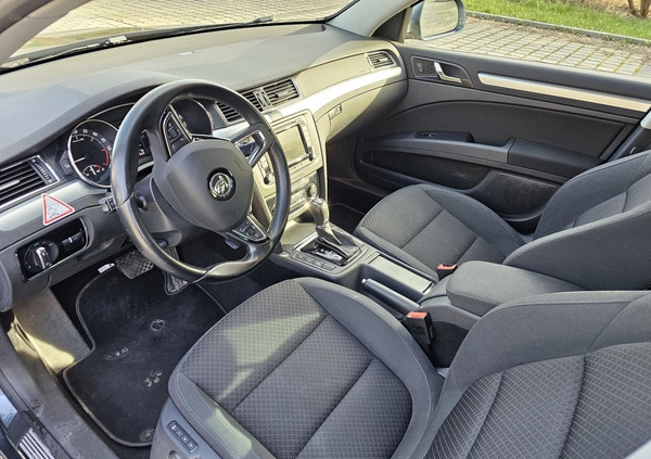 Skoda Superb cena 51900 przebieg: 182000, rok produkcji 2014 z Nowy Wiśnicz małe 106